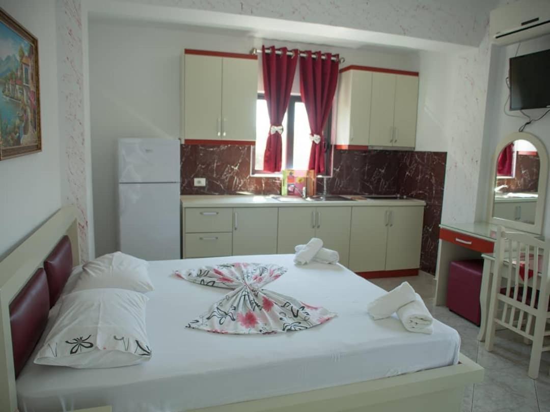 Poseidon Hotel Ksamil Exterior foto